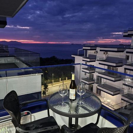 شقة Sunset Vista Retreat فلورا المظهر الخارجي الصورة