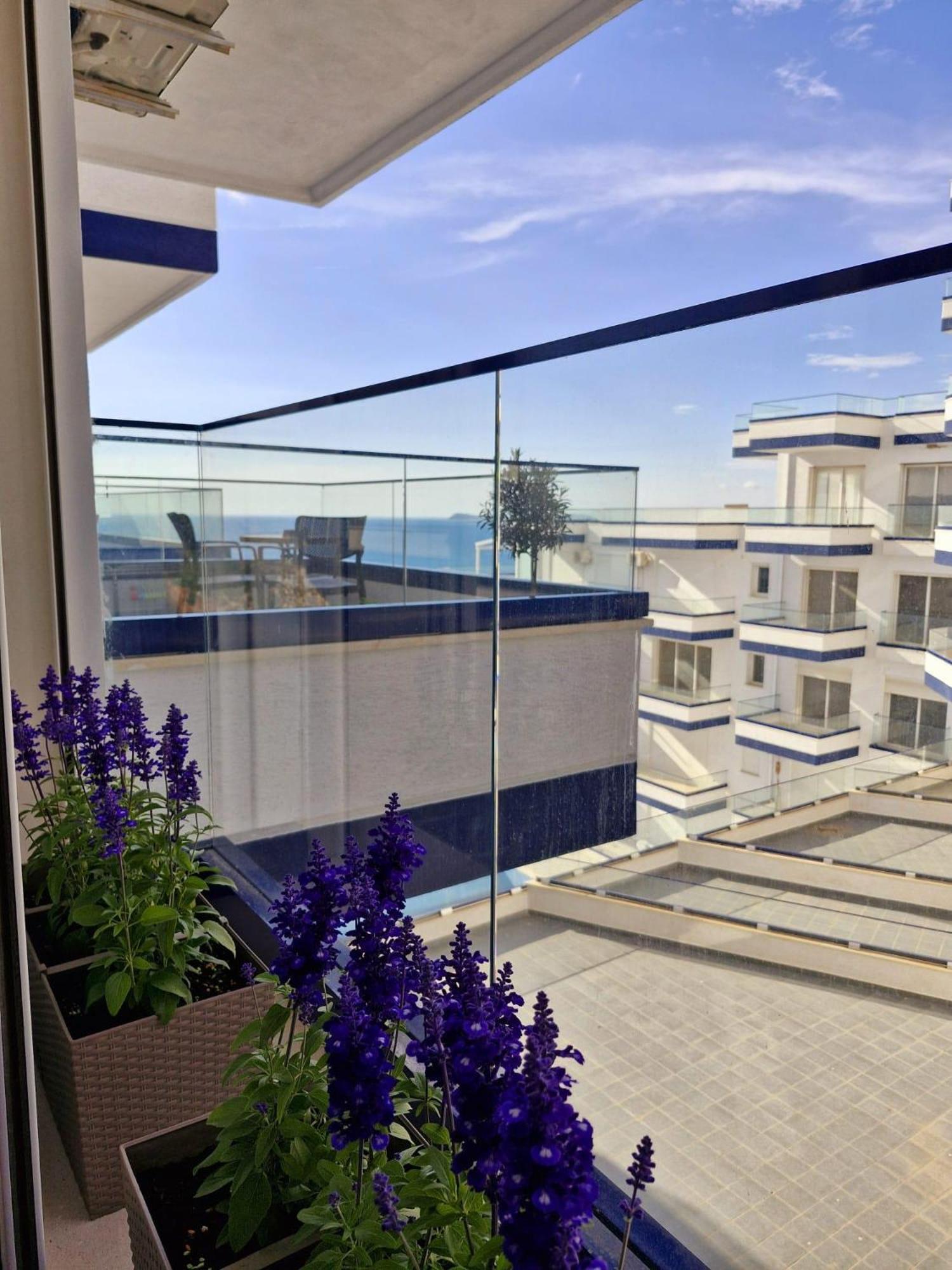 شقة Sunset Vista Retreat فلورا المظهر الخارجي الصورة